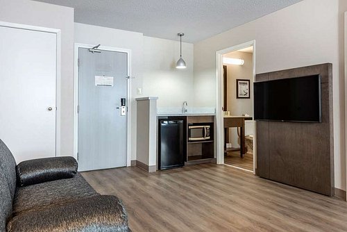 QUALITY SUITES QUEBEC CITY - Updated 2024 Prices & Hotel Reviews