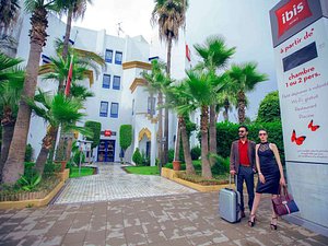 Hotel Ibis Fes in Fes, image may contain: Hotel, City, Walking, High Heel