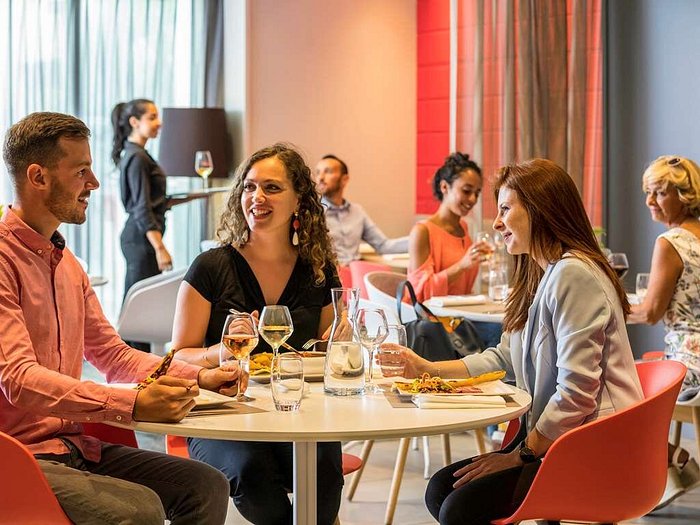 Hotel Indigo Bordeaux Centre Chartrons - UPDATED 2023 Prices, Reviews