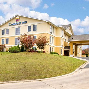 Comfort Inn hotel in Poplar Bluff, MO