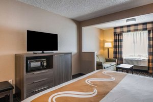 Room & Suite
