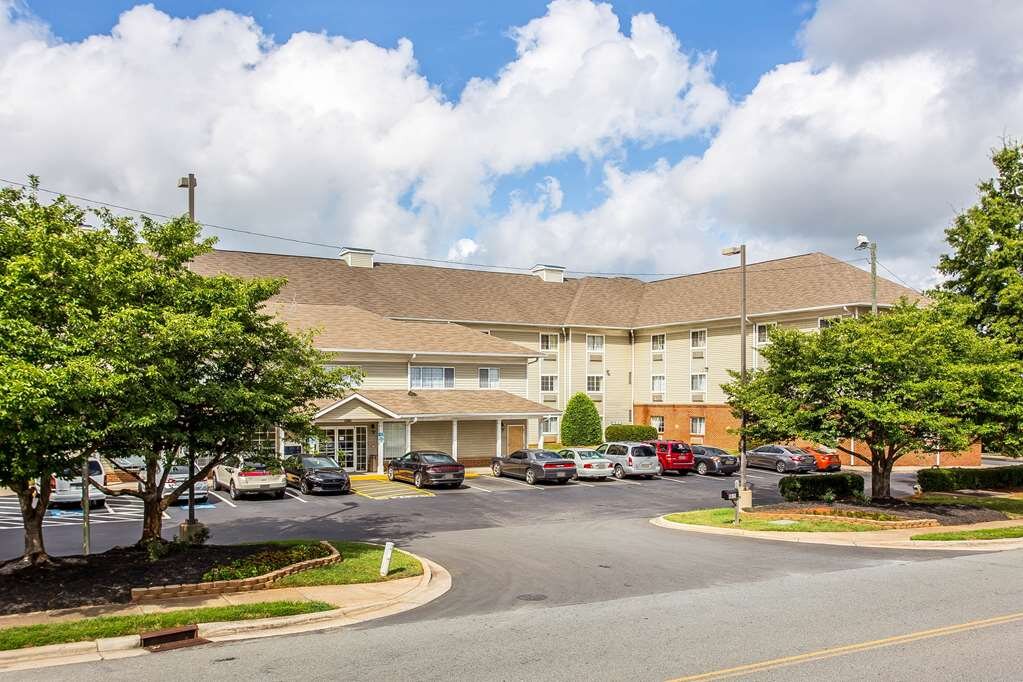 SUBURBAN EXTENDED STAY HOTEL OF CHARLOTTE WT HARRIS 54 6 0