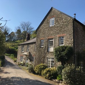 Barleycorn Cottage and Higher North Mill