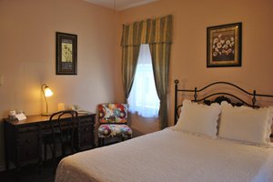 Room & Suite