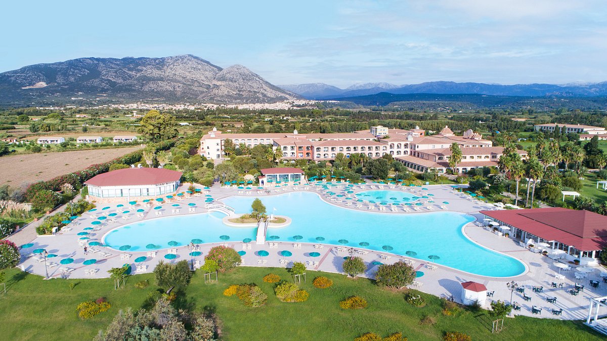 Club Hotel Marina Beach, hotell i Sardinia