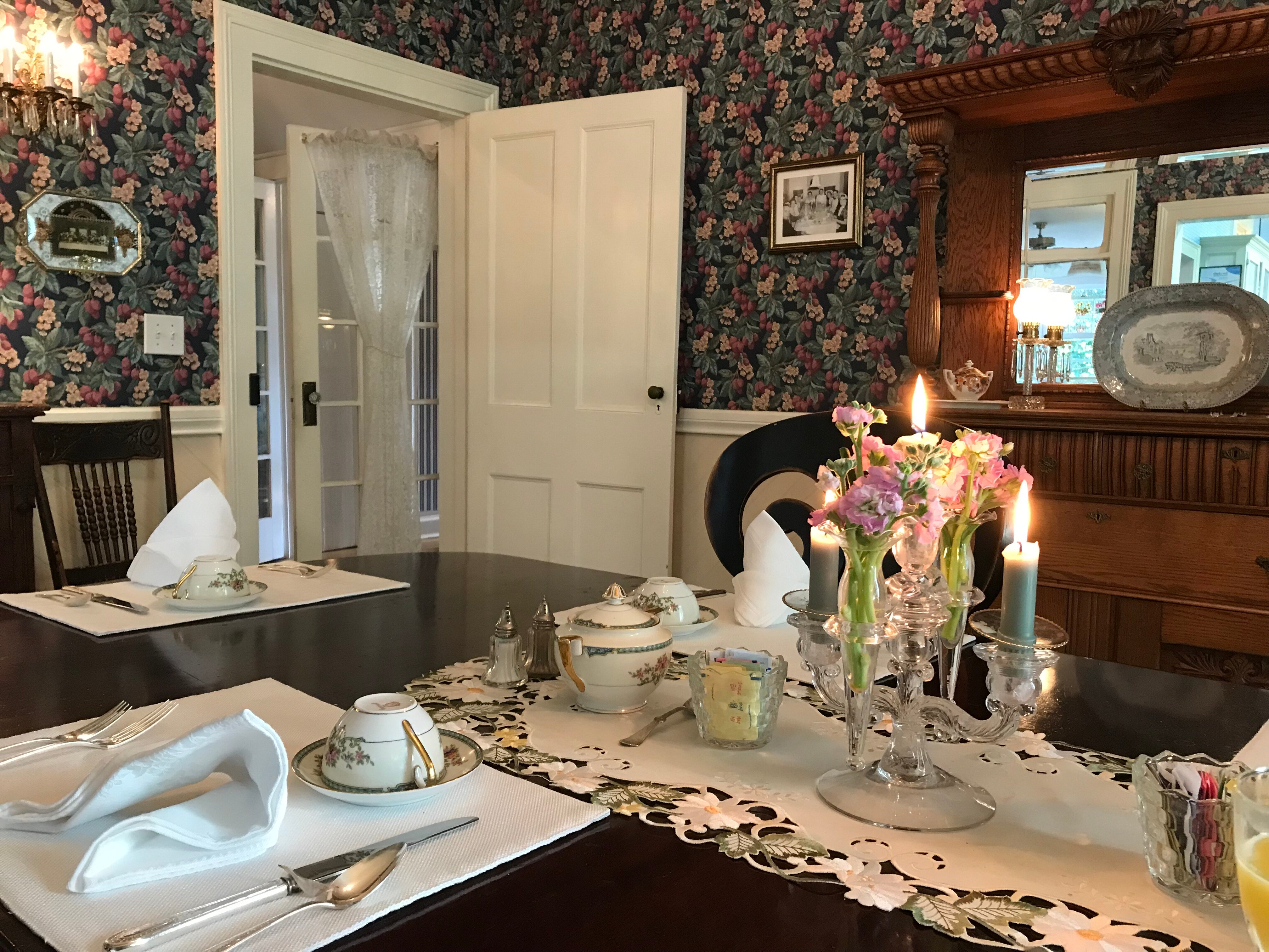 CARRIER HOUSES BED AND BREAKFAST - Updated 2023 Prices & Guest House ...