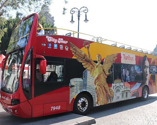bus tour in mexico