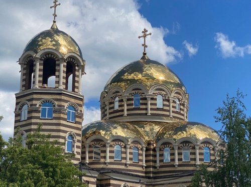 Храм священномученика Ермогена в Гольяново