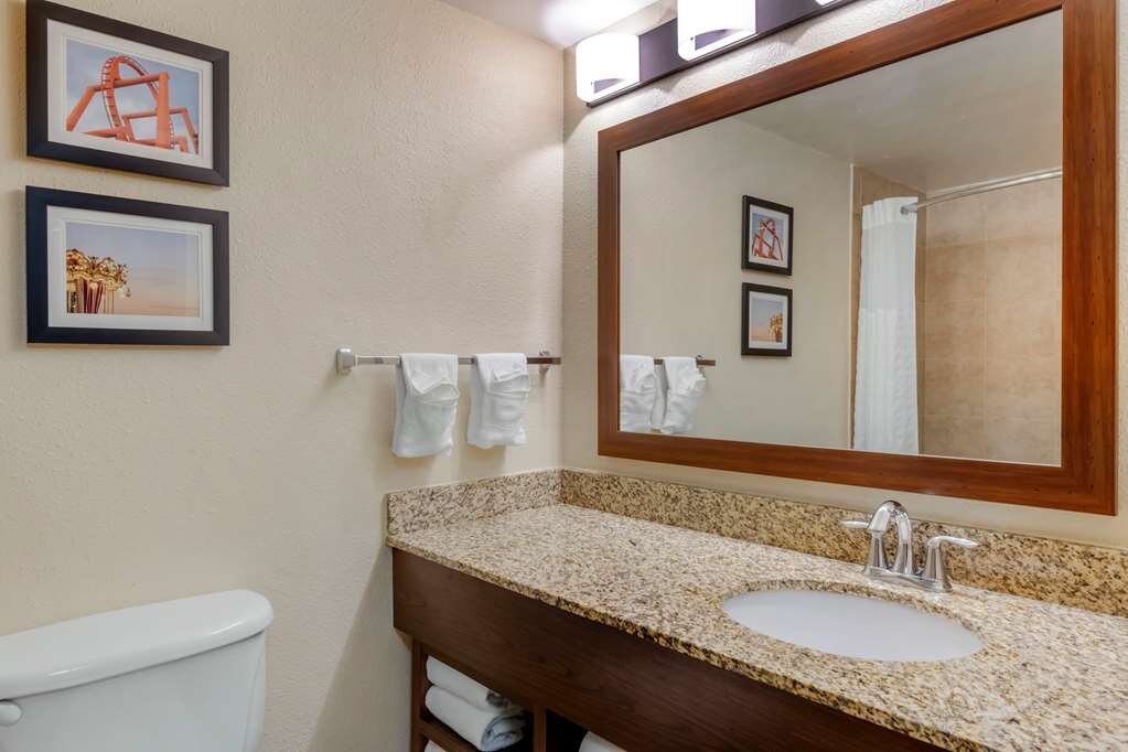 Hotel photo 48 of Comfort Suites Near Universal Orlando Resort.