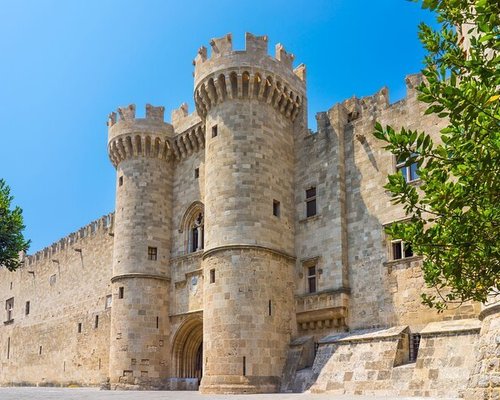 Castle of Rhodes - History & Travel Tips