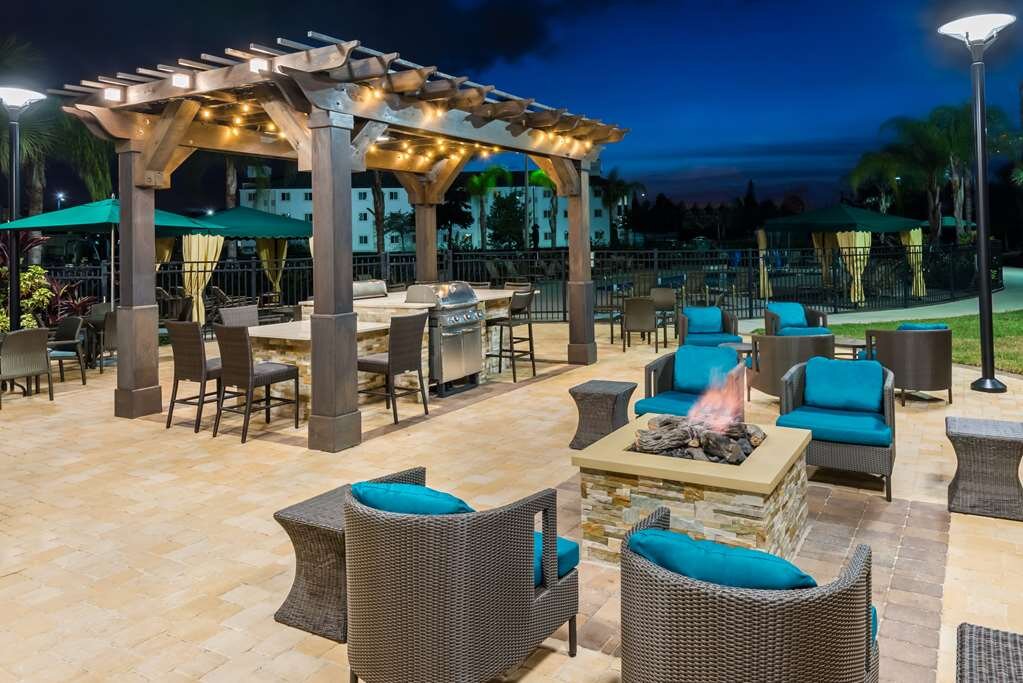 Hotel photo 1 of Homewood Suites by Hilton Orlando-Nearest to Univ Studios.