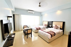 Room & Suite