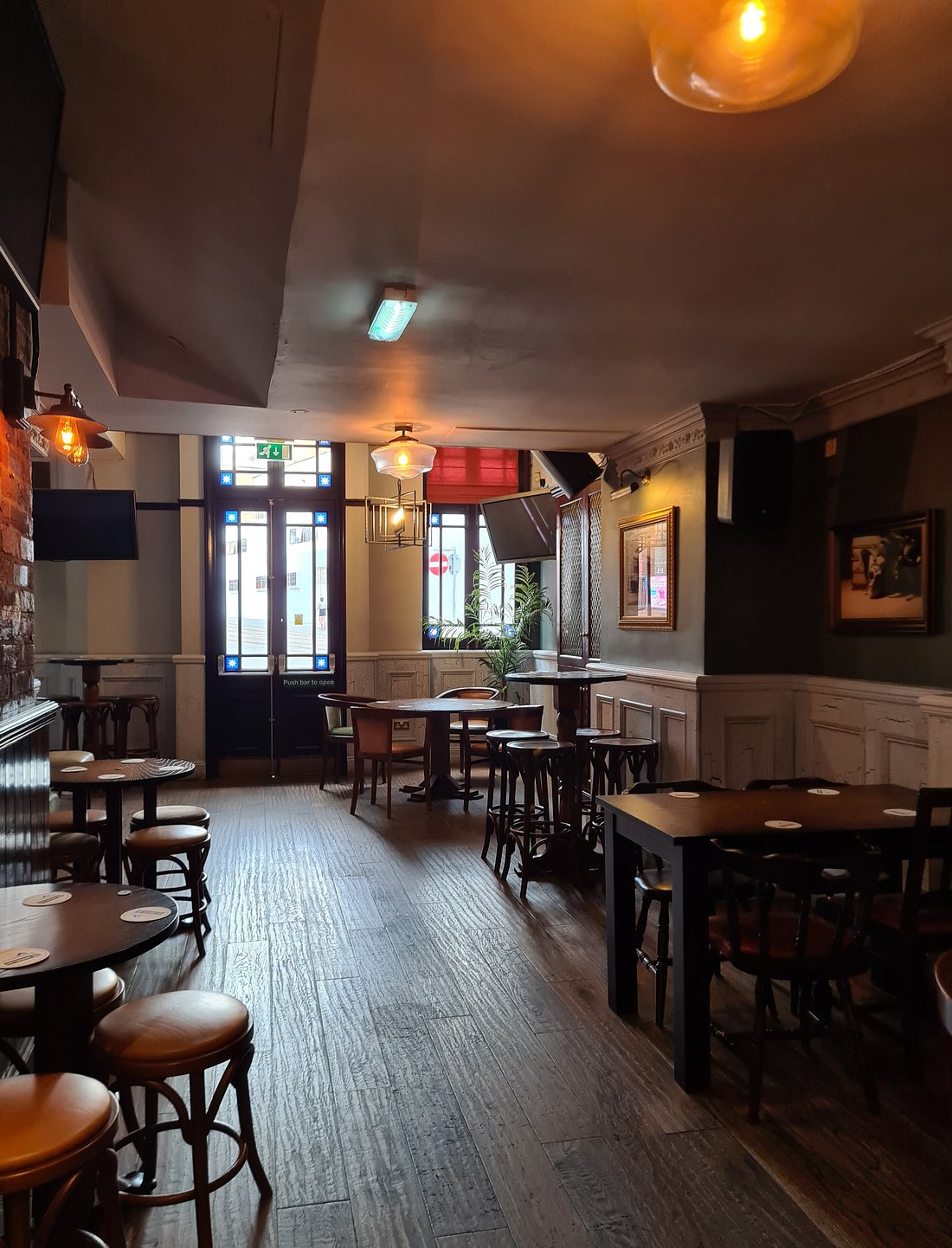 THE STAGE, Nottingham - Restaurant Reviews, Photos & Phone Number -  Tripadvisor