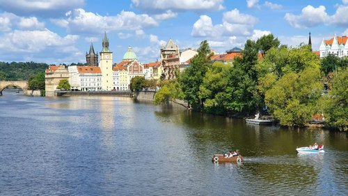 Central Bohemian Region review images