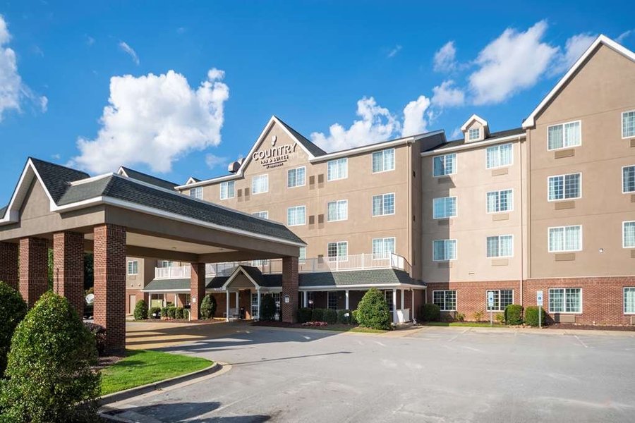 COUNTRY INN & SUITES BY RADISSON, ROCKY MOUNT, NC $81 ($̶1̶0̶6̶ ...