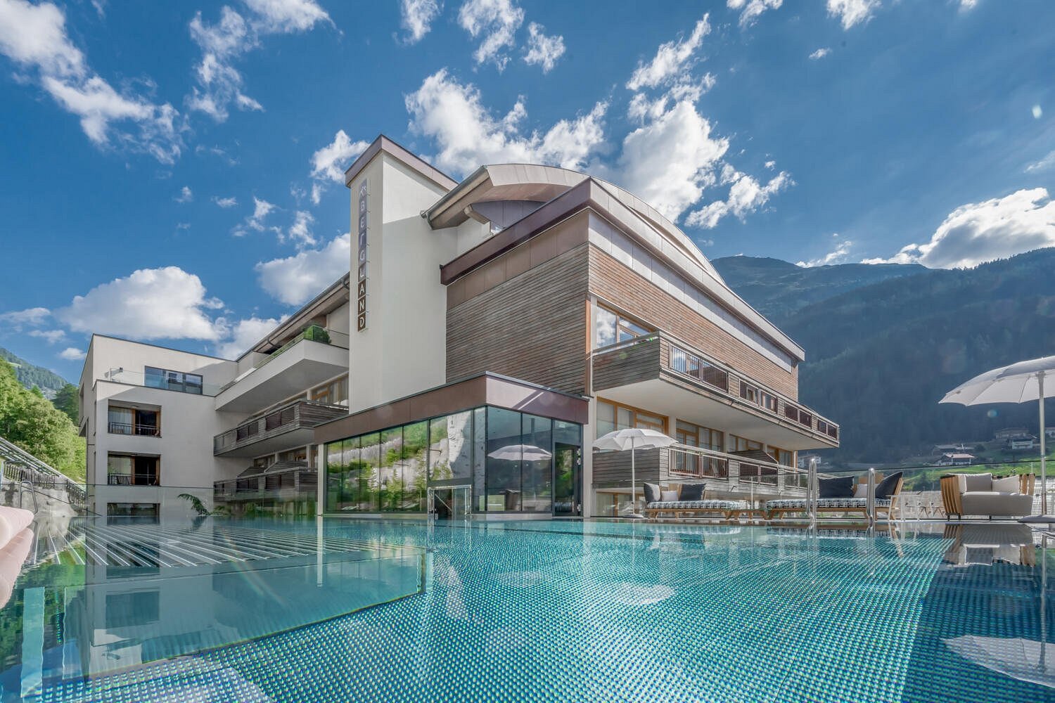 Bergland Sölden Design- und Wellnesshotel by Google