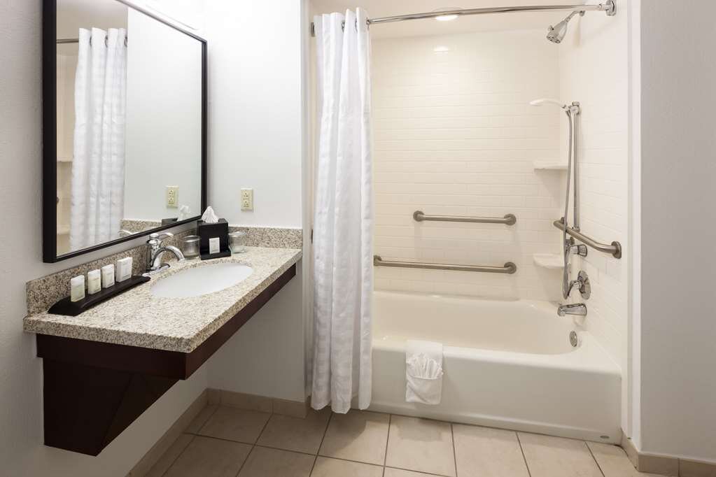 Hotel photo 46 of Embassy Suites by Hilton Tampa Brandon.