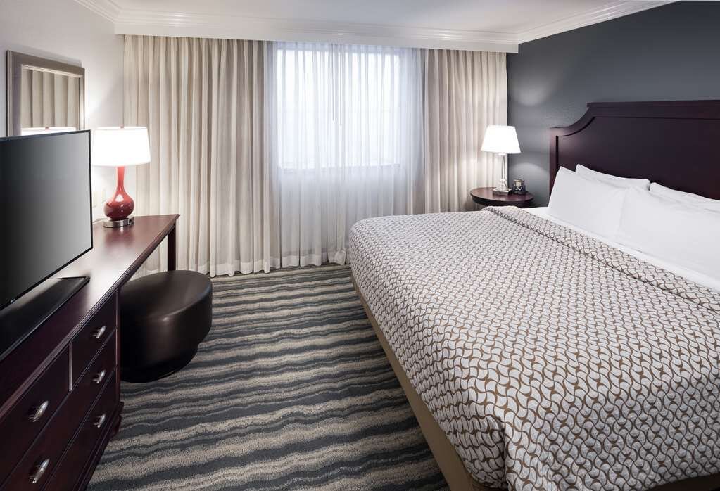 Hotel photo 53 of Embassy Suites by Hilton Tampa Brandon.