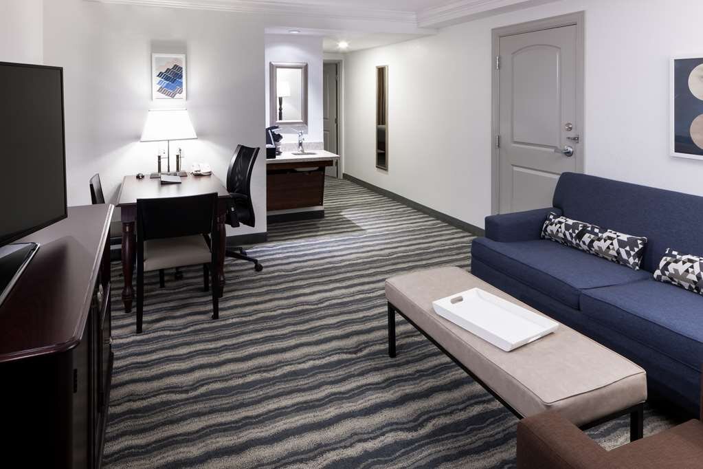 Hotel photo 8 of Embassy Suites by Hilton Tampa Brandon.