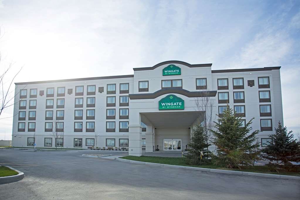 WINGATE BY WYNDHAM CALGARY AIRPORT Calgary Canada Foto S Reviews   Exterior 