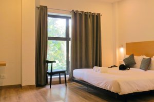 Room & Suite