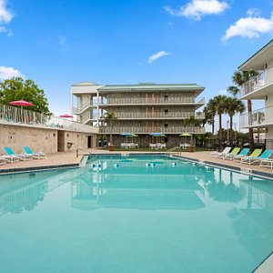 Park Royal Orlando in Kissimmee, image may contain: Hotel, Resort, Pool, Villa