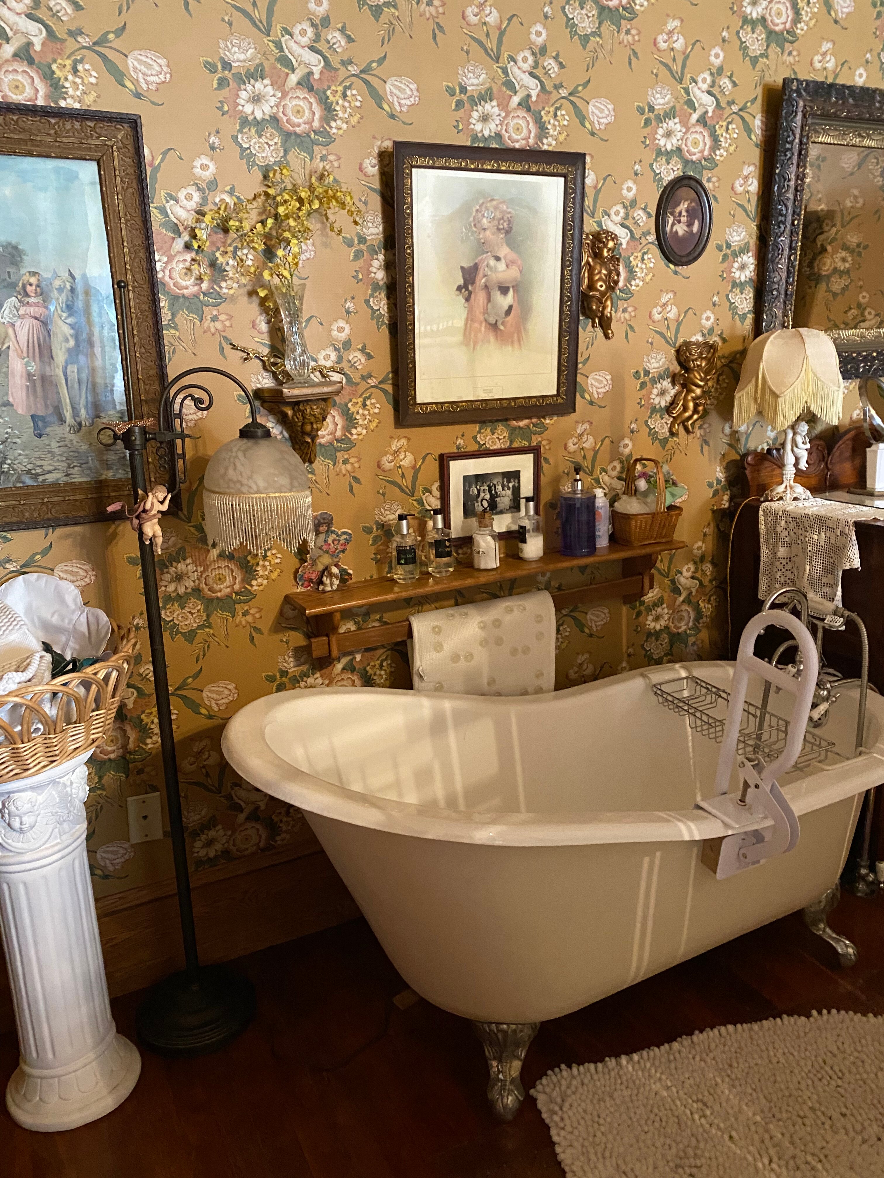 THE QUEEN - A VICTORIAN BED AND BREAKFAST (Bellefonte) - B&B Reviews ...