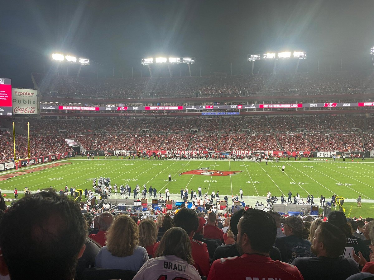 NFL Stadium for Tampa Bay Bucs - Traveller Reviews - Raymond James Stadium  - Tripadvisor