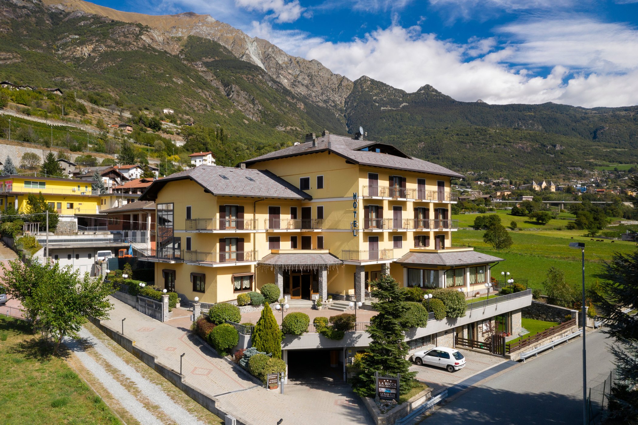 Hotel La Rocca Sport & Benessere image