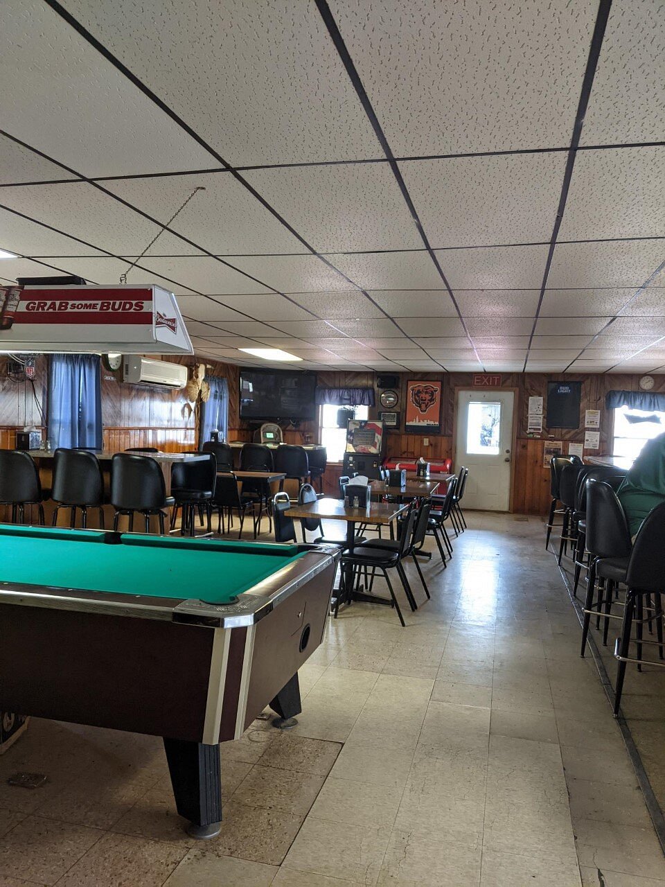 JERONIMO'S BAR AND GRILL (Springbrook) - All You Need to Know BEFORE You Go