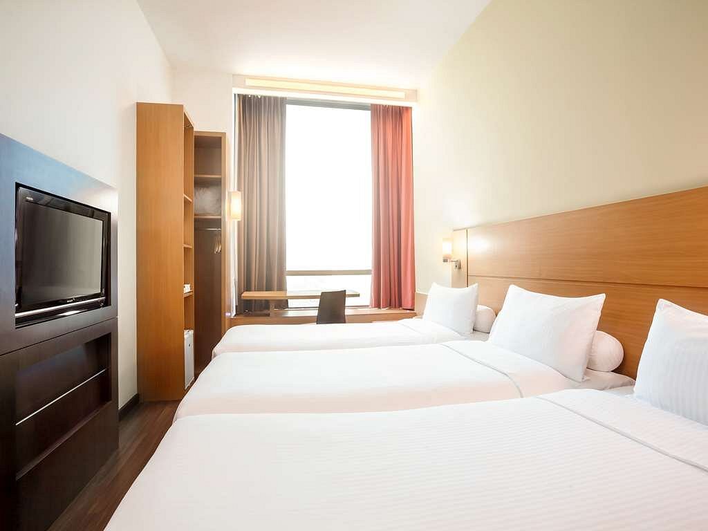 Ibis Singapore On Bencoolen Hotel Rooms Pictures Reviews Tripadvisor Ibis Singapore On Bencoolen Hotel Rooms Pictures Reviews Tripadvisor