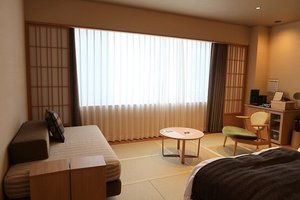 客室 & スイート