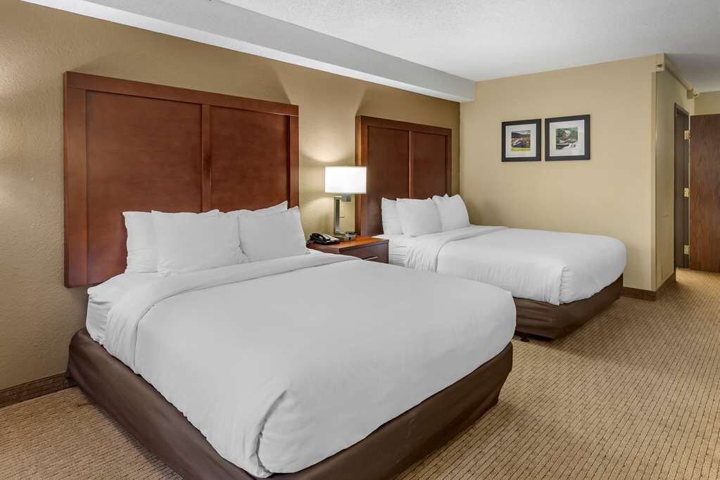 Hotel photo 4 of Comfort Inn & Suites.
