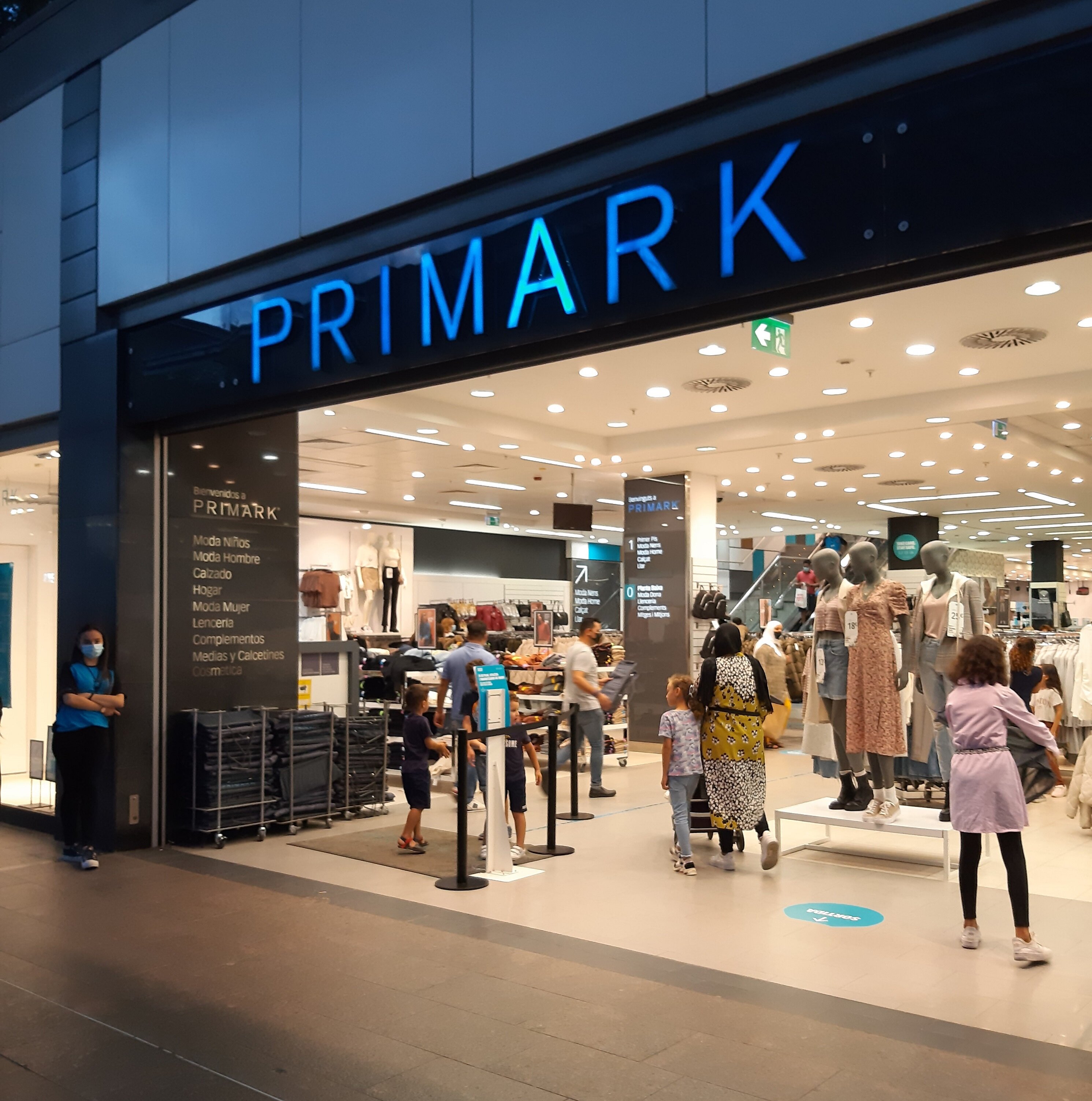 Primark Cornella de Llobregat Spain Address Phone Number