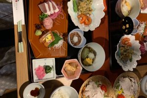 餐飲