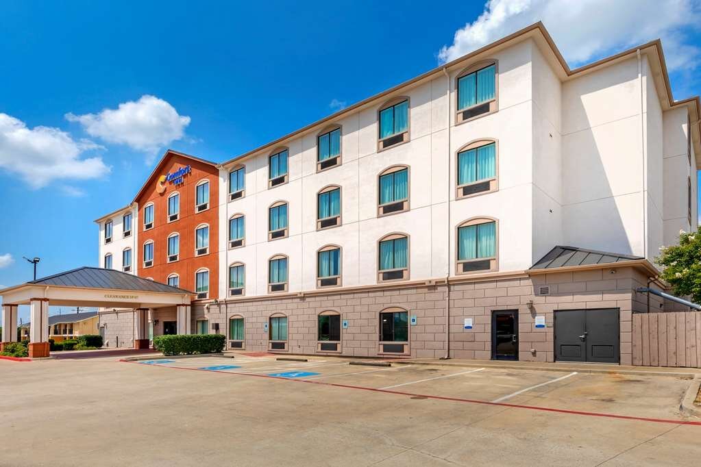 COMFORT INN - Prices & Hotel Reviews (Denton, TX)