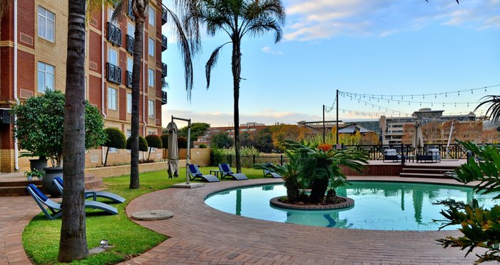 ANEW Hotel Centurion Pretoria Pool Pictures & Reviews - Tripadvisor