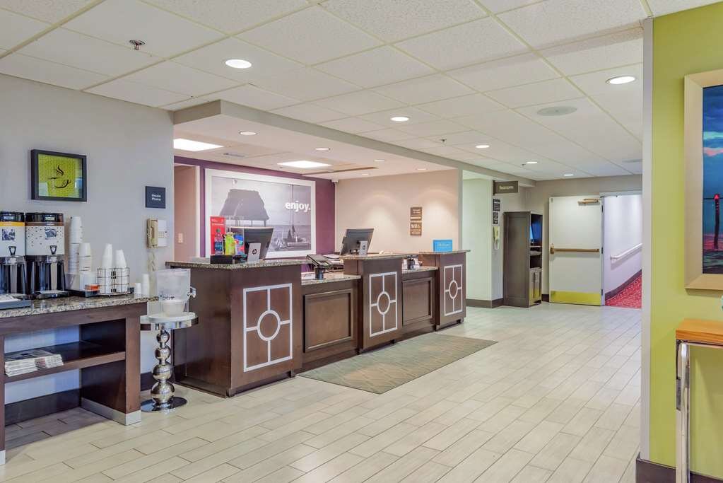 Hotel photo 21 of Hampton Inn Tampa International Airport / Westshore.
