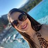 Larissa_Abracos