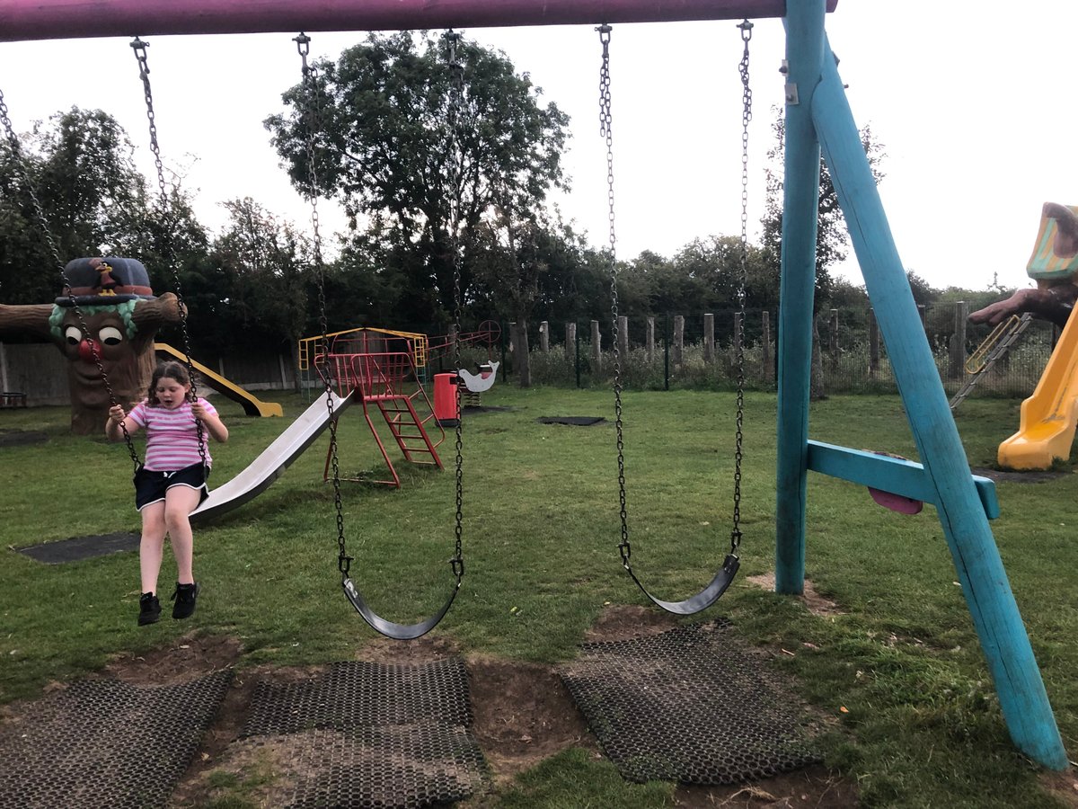 EVESHAM VALE CARAVAN PARK - Campground Reviews, Photos