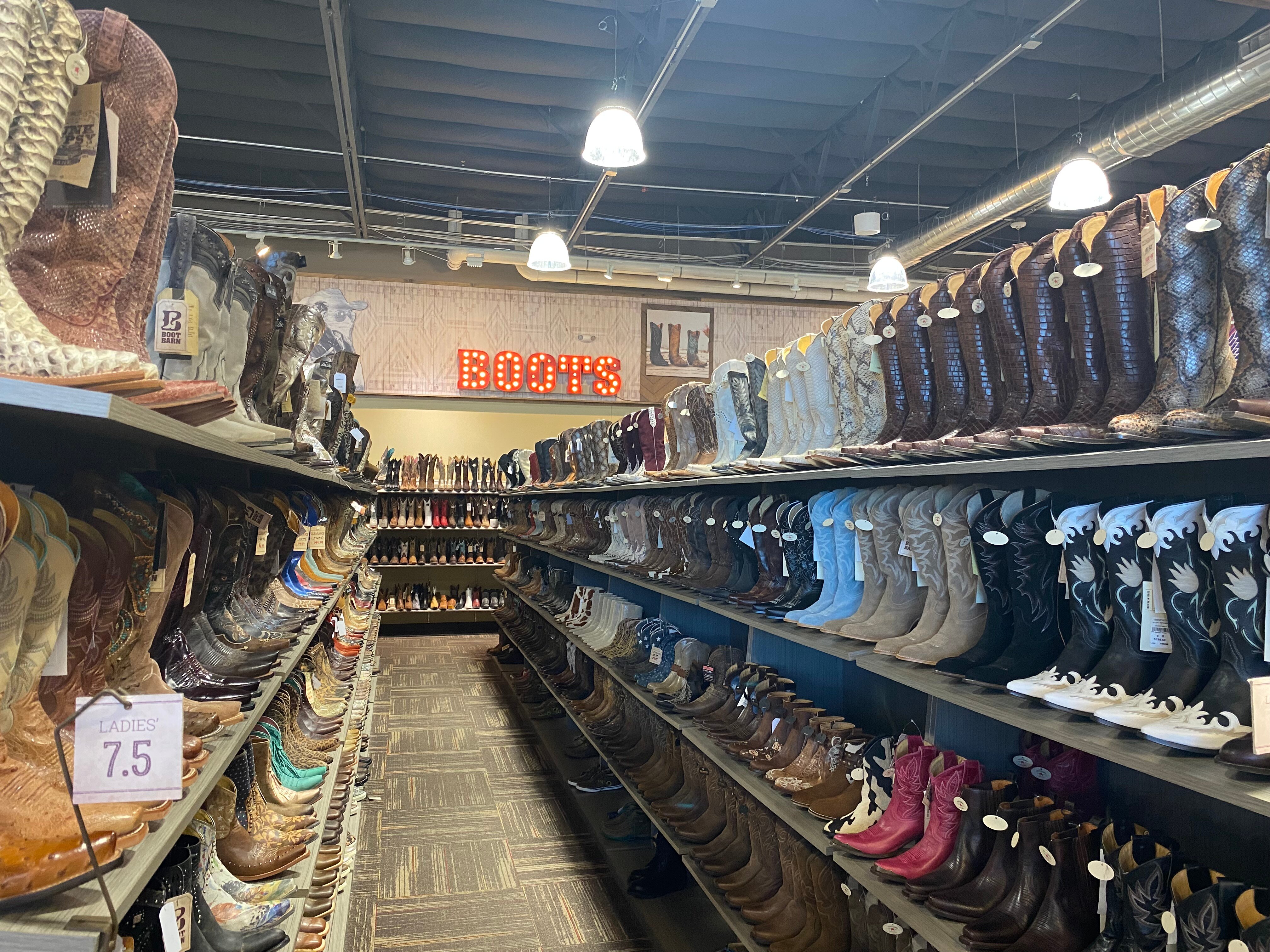 Find boot barn cheap