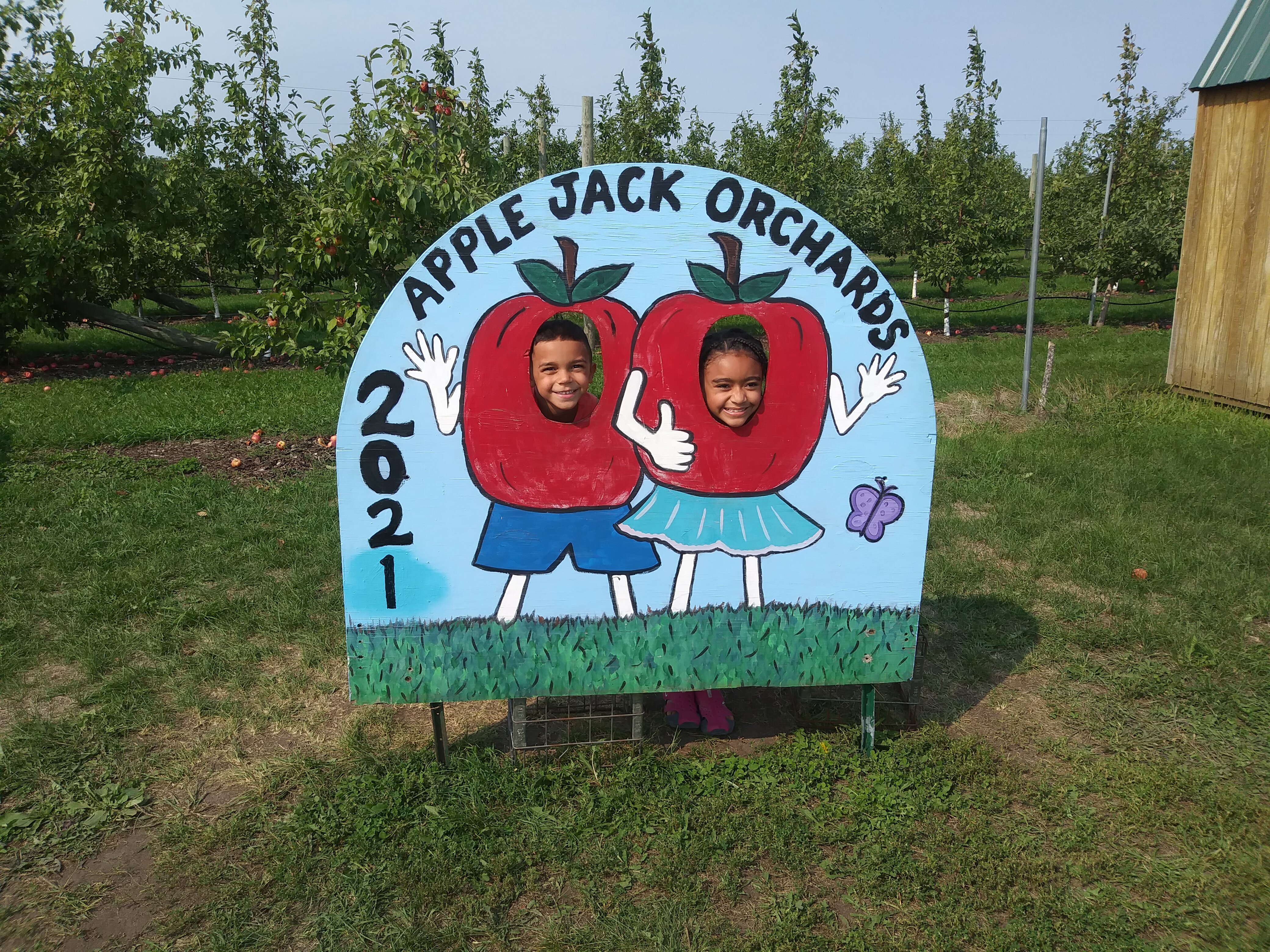 applejack orchard delano minnesota