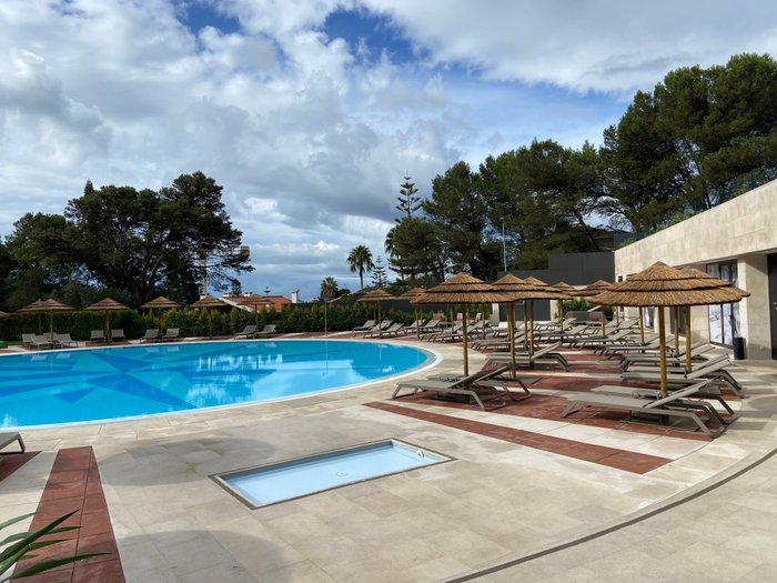 Four Points By Sheraton Sesimbra Pool Pictures & Reviews - Tripadvisor