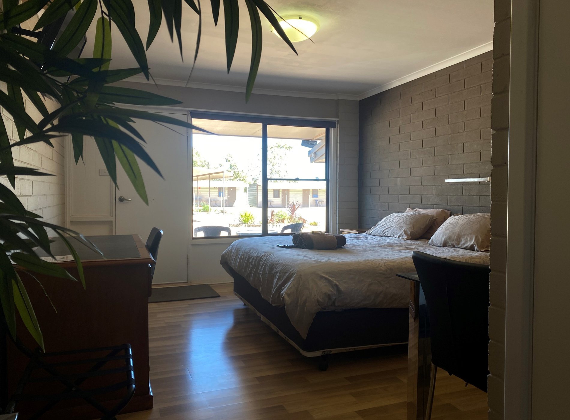 Leonora Motor Inn by null
