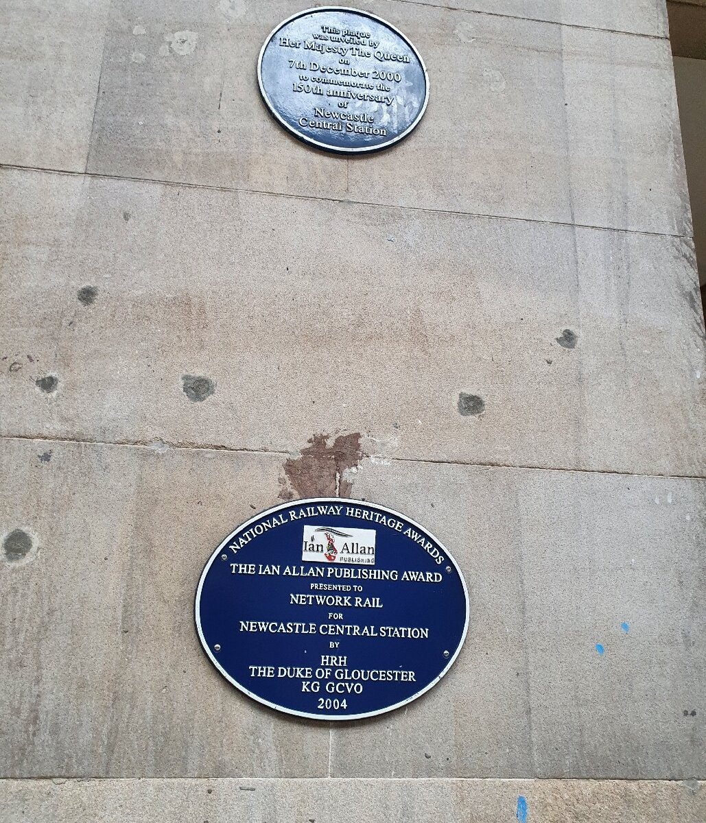 newcastle-central-station-150th-anniversary-blue-plaque-newcastle-upon