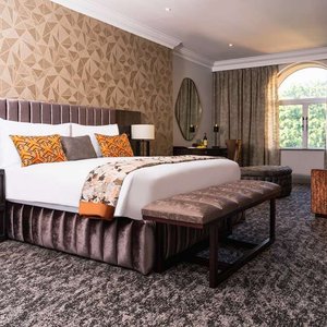 Golden Horse Hotel in Pietermaritzburg, image may contain: Villa, Housing, Building, Hacienda