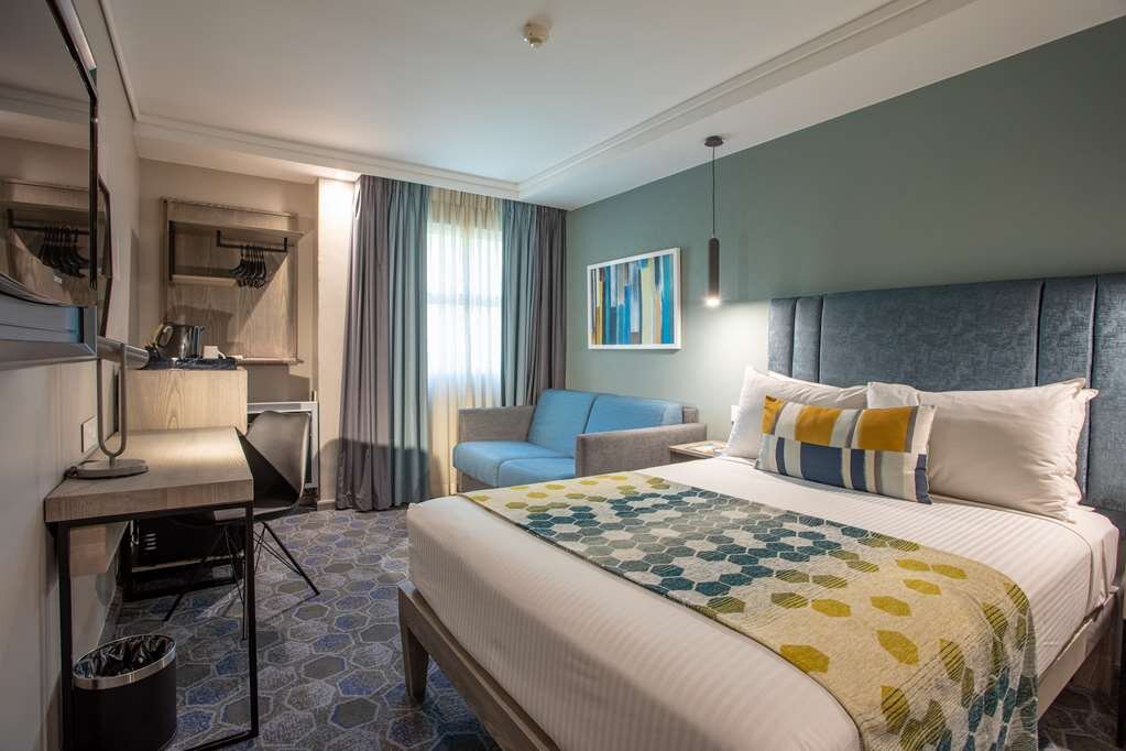 Hotel photo 9 of StayEasy Emnotweni.
