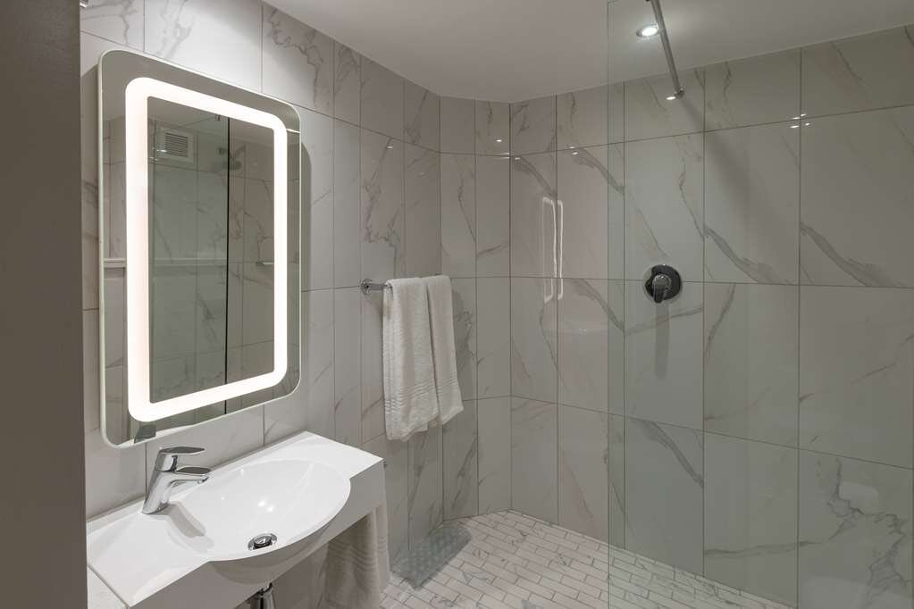 Hotel photo 1 of StayEasy Emnotweni.