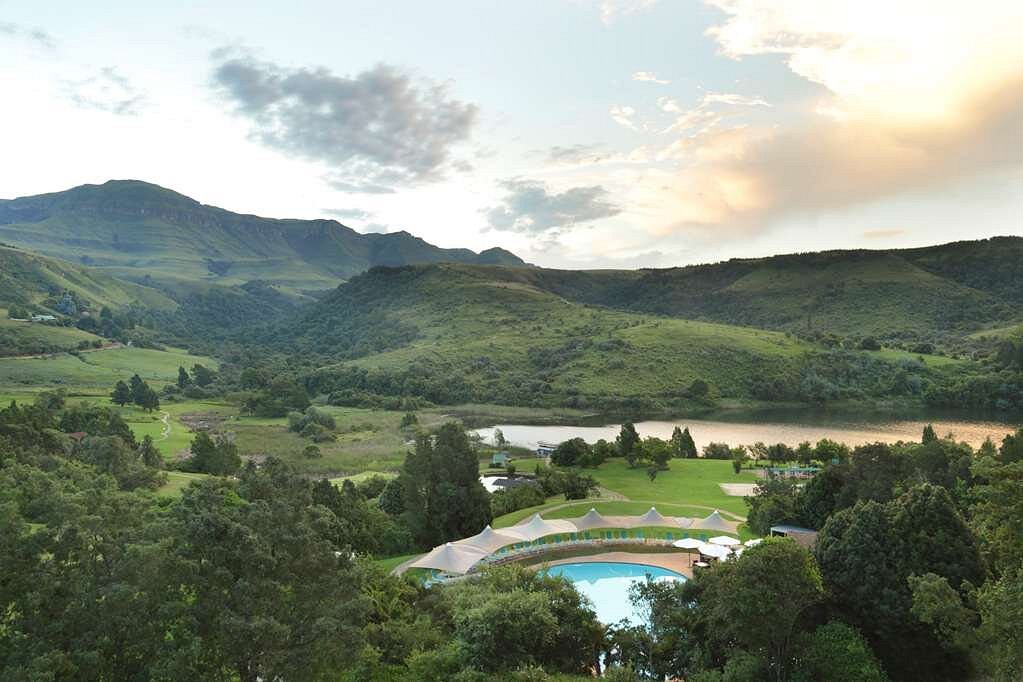Drakensberg Sun Resort, hotel in Cathkin Park