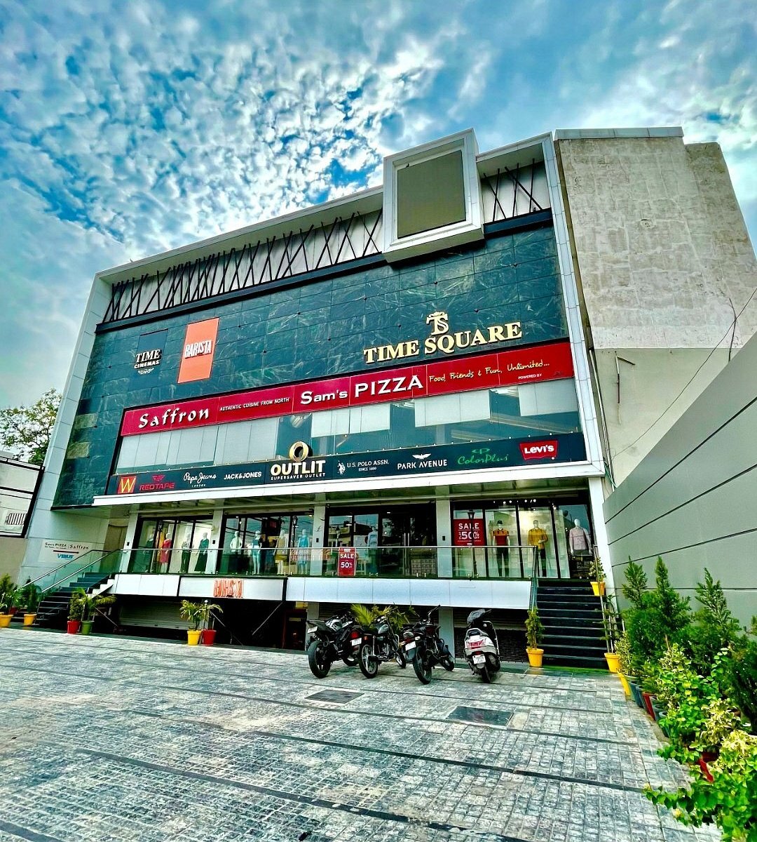 Hoshiarpur To Amritsar Train Time Table The Time Square (Hoshiarpur) : 2021 Ce qu'il faut savoir pour votre